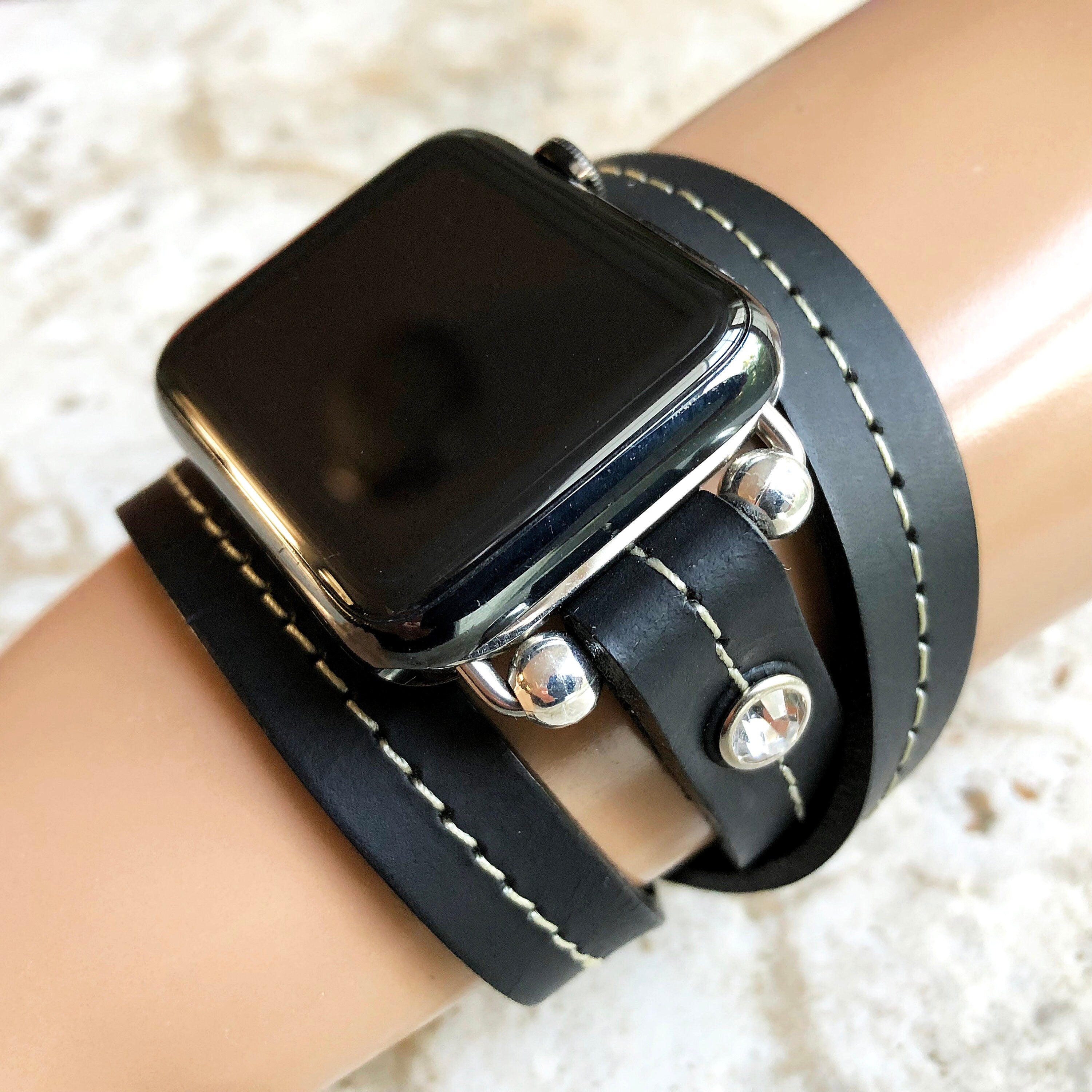 Apple Watch New Vintage Style Black Leather Band Strap Wrap Bracelet with Crystals for iWatch All Series 38mm 40mm 41mm 42mm 44mm 45mm 49mm